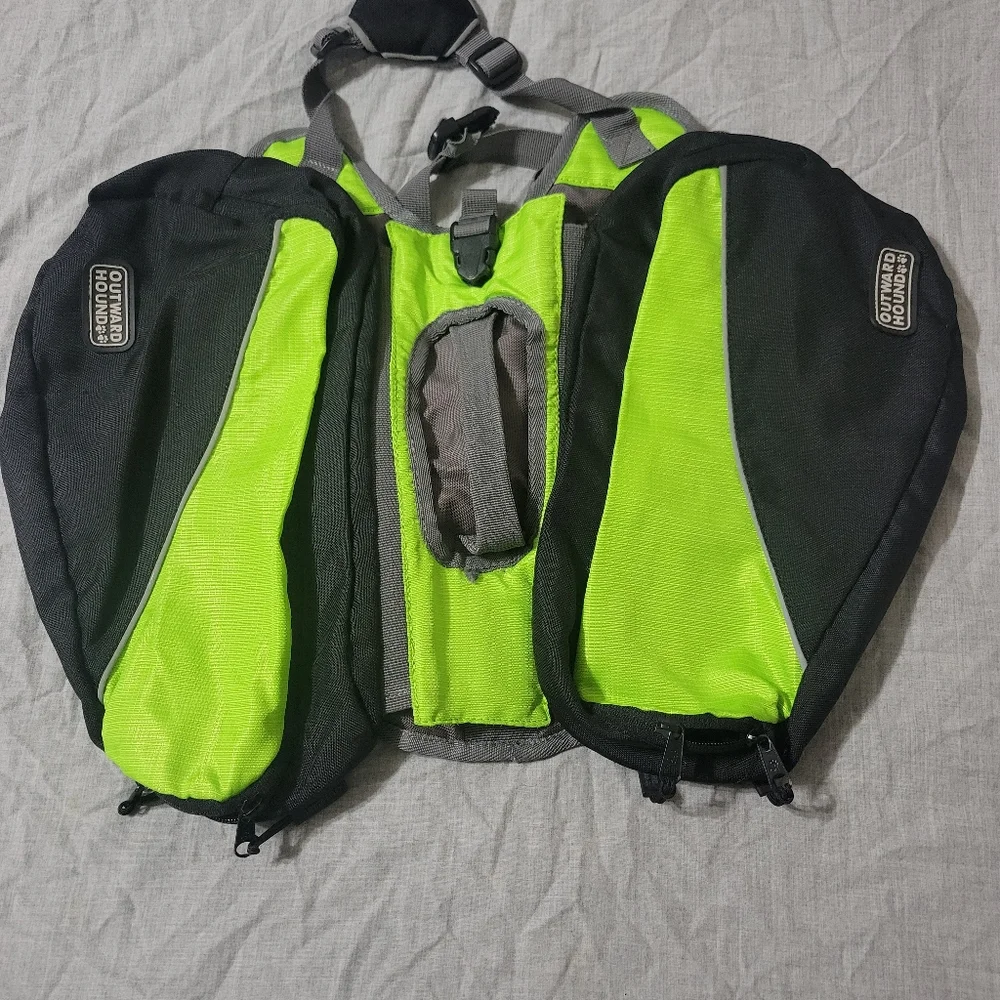 Outward Hound Quick Release Dog Backpack Size Small Kyjen Pet Travel Gear
